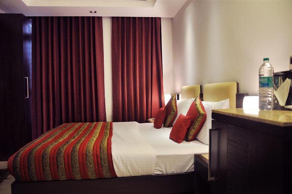 The Prime Balaji Deluxe At New Delhi Railway Station - Free Airport Pickup Hotel Room photo