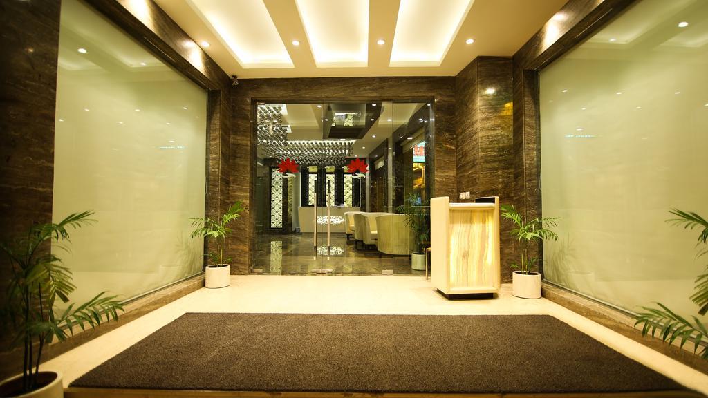 The Prime Balaji Deluxe At New Delhi Railway Station - Free Airport Pickup Hotel Exterior photo