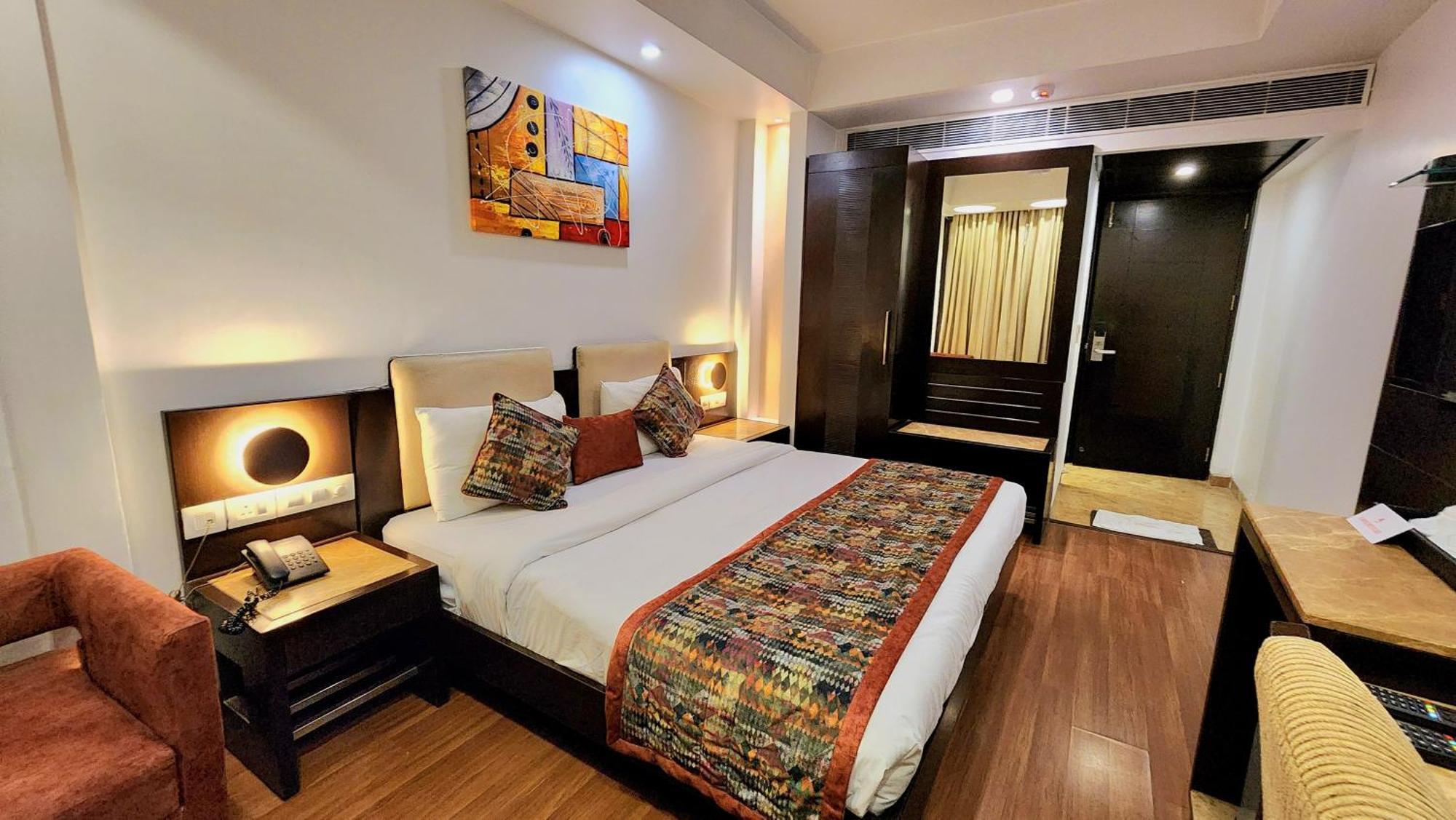 The Prime Balaji Deluxe At New Delhi Railway Station - Free Airport Pickup Hotel Exterior photo