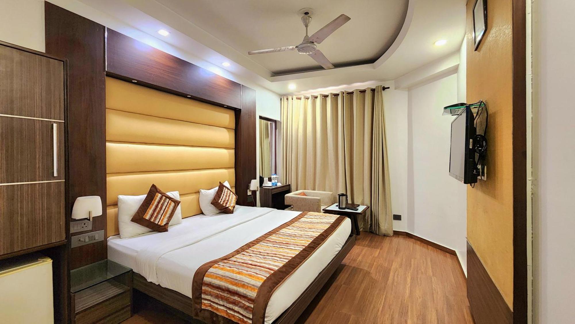 The Prime Balaji Deluxe At New Delhi Railway Station - Free Airport Pickup Hotel Exterior photo