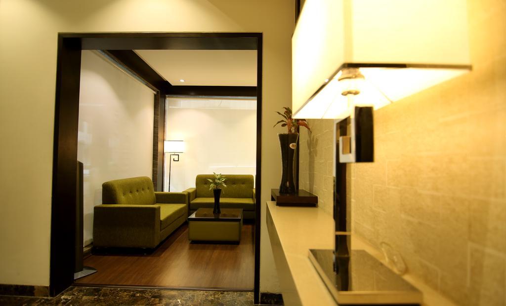 The Prime Balaji Deluxe At New Delhi Railway Station - Free Airport Pickup Hotel Exterior photo