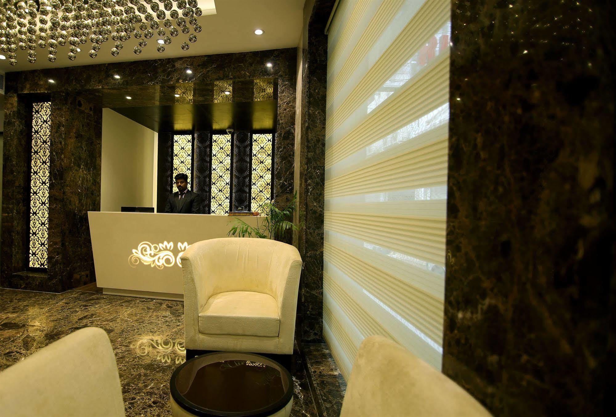 The Prime Balaji Deluxe At New Delhi Railway Station - Free Airport Pickup Hotel Exterior photo